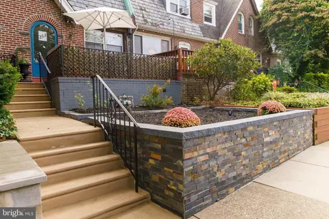 253 N Linden Ave, Upper Darby, PA 19082