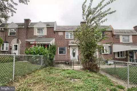 737 Taylor Dr, Folcroft, PA 19032