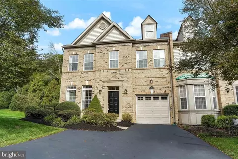 3147 Fieldstone Ct, Garnet Valley, PA 19060