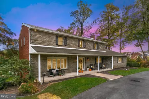 105 Columbus Ave, Newtown Square, PA 19073
