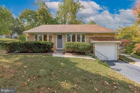 300 N Malin Rd, Broomall, PA 19008