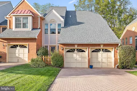 113 Springton Mews Cir, Media, PA 19063