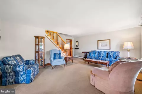29 Nield Rd, Springfield, PA 19064 photo 4