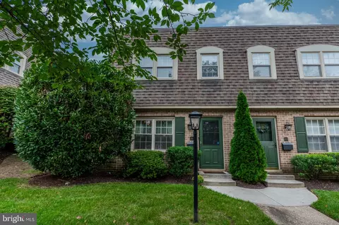 201 Bloomingdale Ave #5, Wayne, PA 19087 photo 4