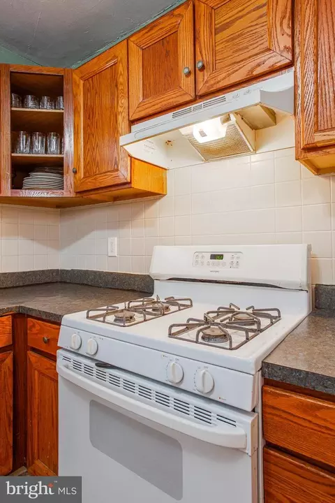 7236 Brent Rd, Upper Darby, PA 19082 photo 11
