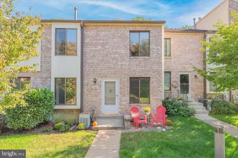 6508 Hilltop Dr #253, Brookhaven, PA 19015