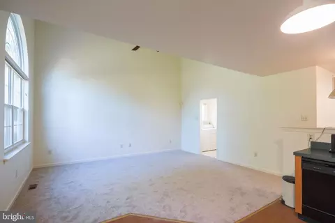 5 Liberty Ct, Marcus Hook, PA 19061 photo 10
