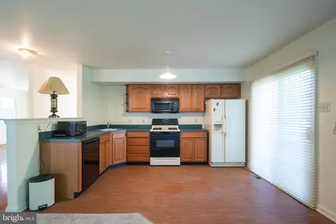 5 Liberty Ct, Marcus Hook, PA 19061 photo 13