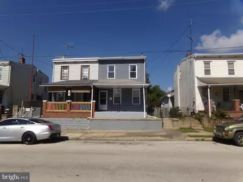 3412 W 3rd St, Marcus Hook, PA 19061