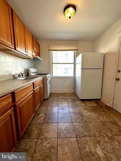 7223 Glenthorne Rd, Upper Darby, PA 19082 photo 12