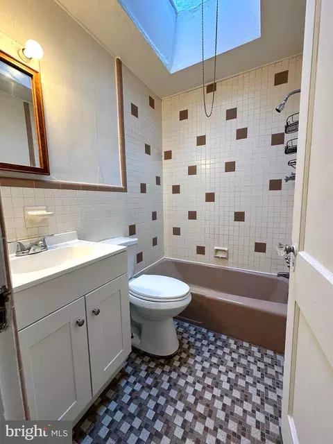 7223 Glenthorne Rd, Upper Darby, PA 19082 photo 28
