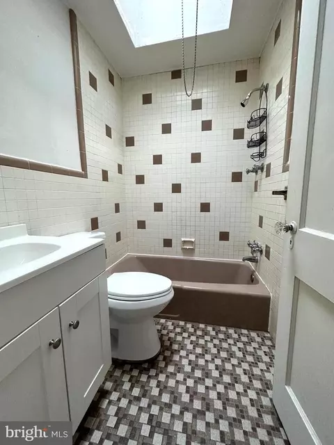 7223 Glenthorne Rd, Upper Darby, PA 19082 photo 30