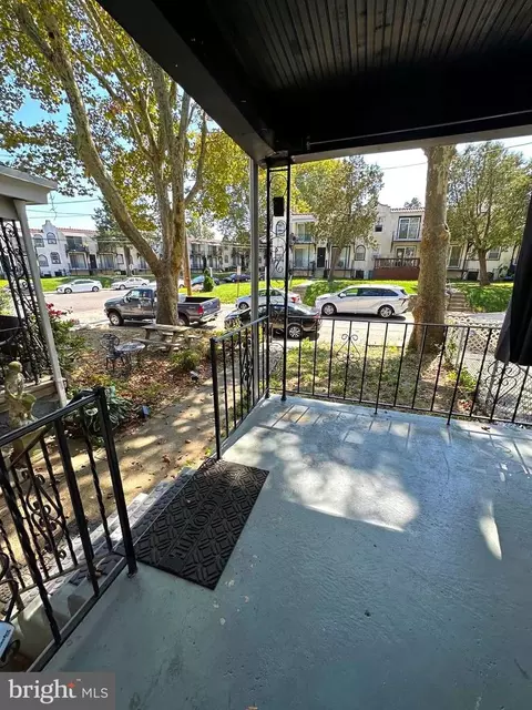 7223 Glenthorne Rd, Upper Darby, PA 19082 photo 8