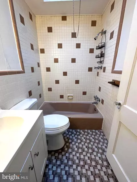 7223 Glenthorne Rd, Upper Darby, PA 19082 photo 29