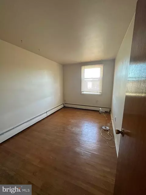 348 Long Ln, Upper Darby, PA 19082 photo 15