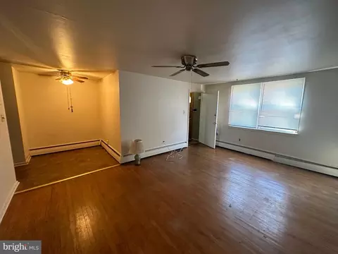 348 Long Ln, Upper Darby, PA 19082 photo 10