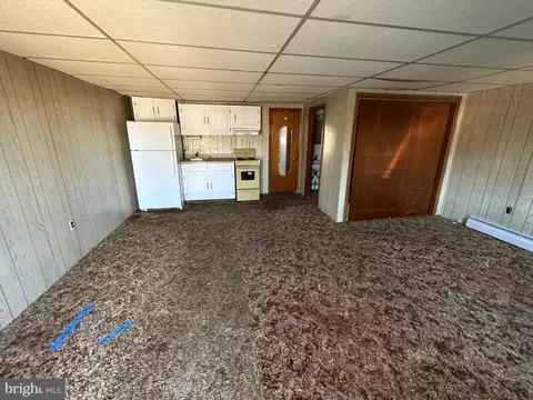 348 Long Ln, Upper Darby, PA 19082 photo 2