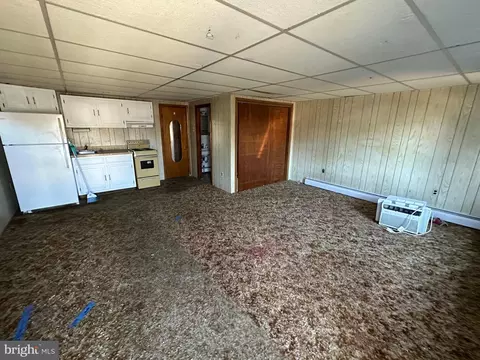 348 Long Ln, Upper Darby, PA 19082 photo 3