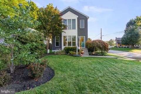 430 Morton Ave, Folsom, PA 19033