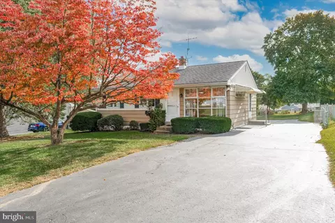 2303 Bridgewater Rd, Aston, PA 19014