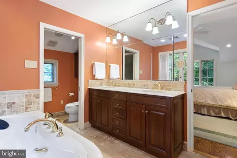 807 Maple Glen Ln, Wayne, PA 19087 photo 18
