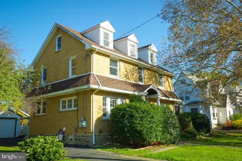 635 Foss Ave, Drexel Hill, PA 19026