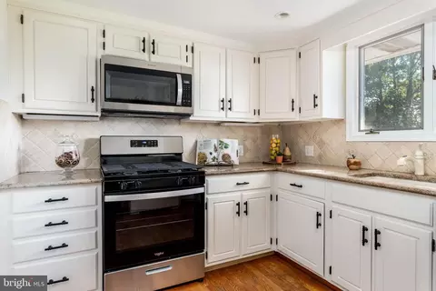97 S Forest Rd, Springfield, PA 19064 photo 14