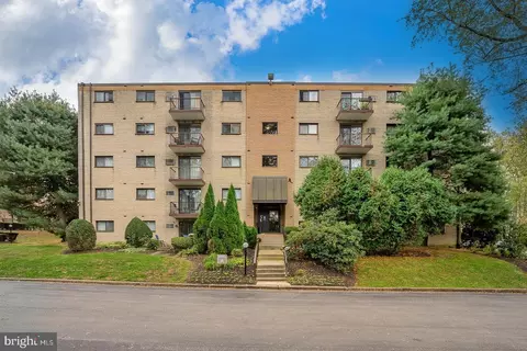 400 Glendale Rd #A33, Havertown, PA 19083