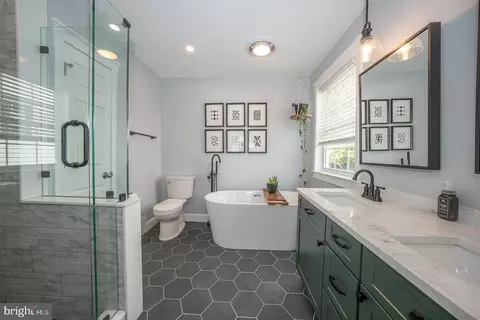 8 Victory Way, Boothwyn, PA 19061 photo 37