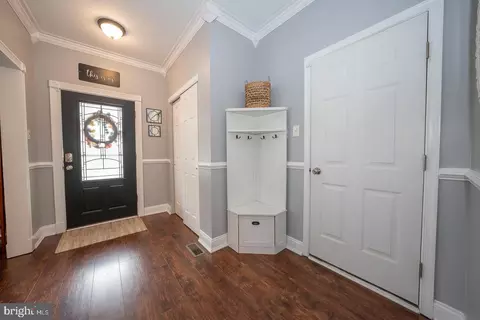 8 Victory Way, Boothwyn, PA 19061 photo 4