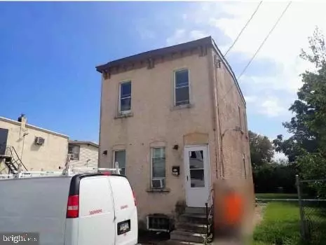2821 W 3rd St, Chester, PA 19013