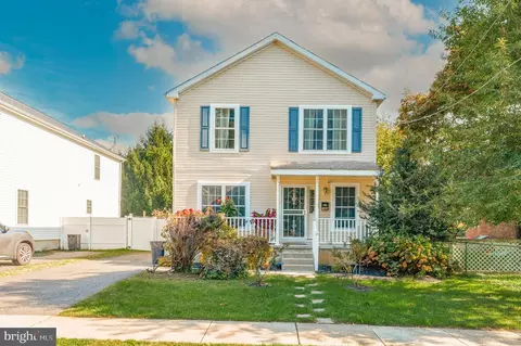 142 Youngs Ave, Woodlyn, PA 19094
