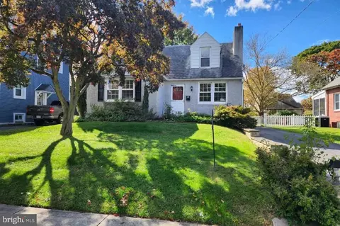 408 Chestnut St, Ridley Park, PA 19078