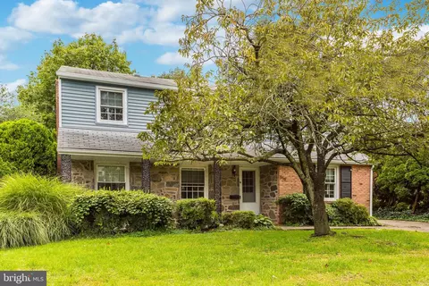 519 Lombardy Rd, Drexel Hill, PA 19026