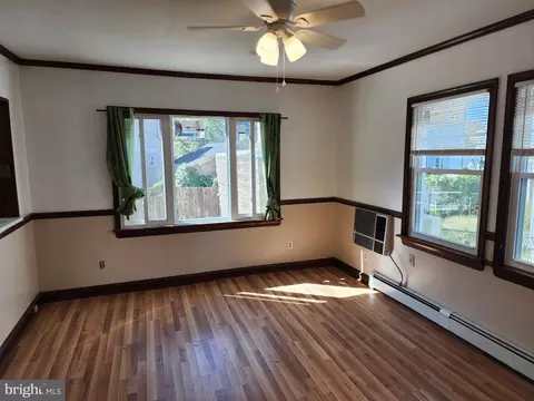 516 Sansom St, Upper Darby, PA 19082 photo 19