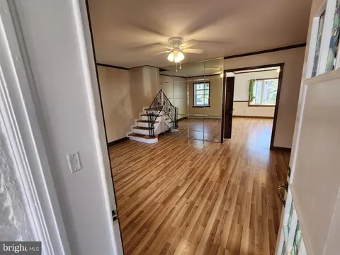 516 Sansom St, Upper Darby, PA 19082 photo 16