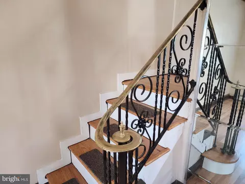 516 Sansom St, Upper Darby, PA 19082 photo 37