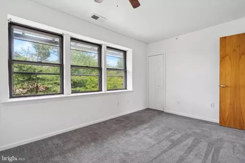 18 A Chestnut St, Marcus Hook, PA 19061 photo 8