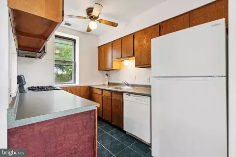 18 A Chestnut St, Marcus Hook, PA 19061 photo 5