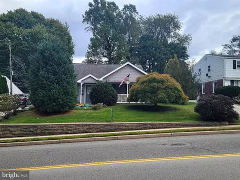 339 Sugartown Rd, Wayne, PA 19087 photo 5