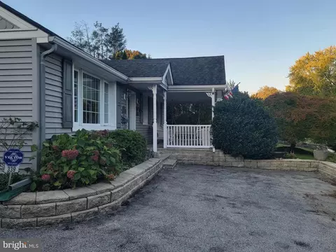 339 Sugartown Rd, Wayne, PA 19087 photo 6