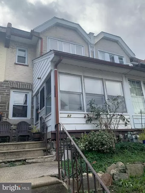 382 Avon Rd, Upper Darby, PA 19082