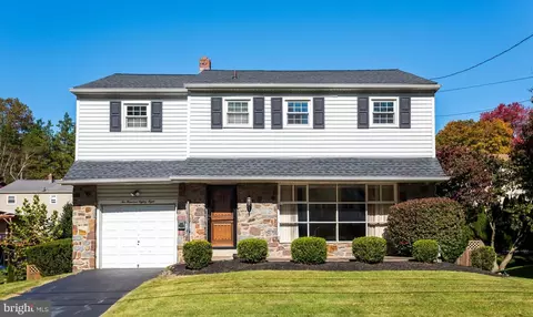 288 Golf Hills Rd, Havertown, PA 19083