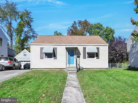 9 Park Ave, Norwood, PA 19074