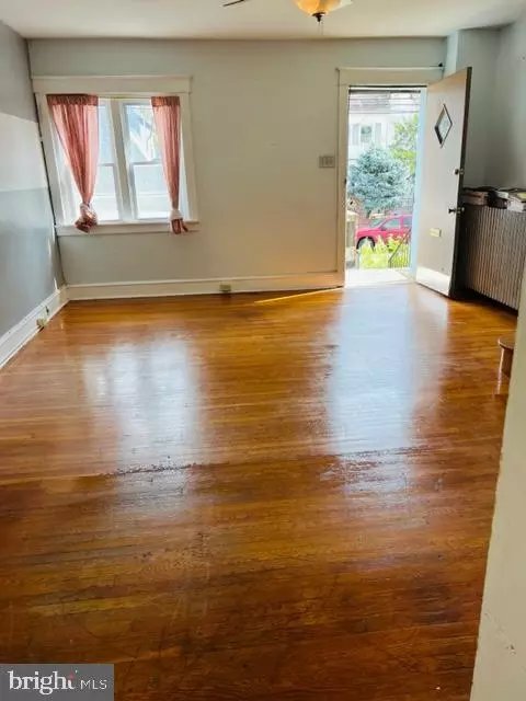 248 Long Ln, Upper Darby, PA 19082 photo 7