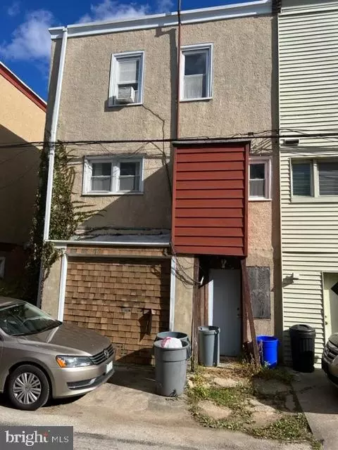 248 Long Ln, Upper Darby, PA 19082 photo 3