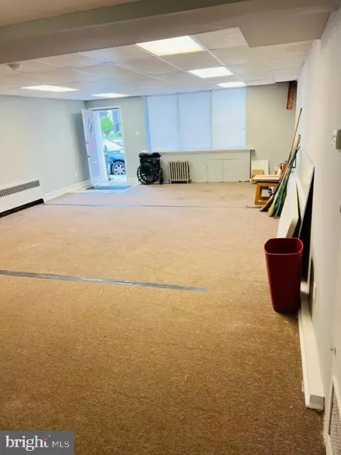 248 Long Ln, Upper Darby, PA 19082 photo 5