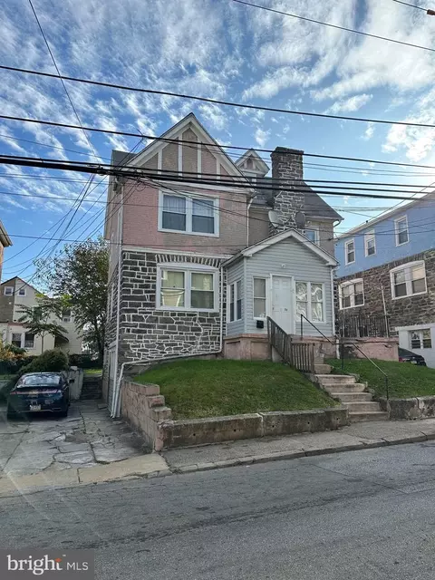 31 Kent Rd, Upper Darby, PA 19082