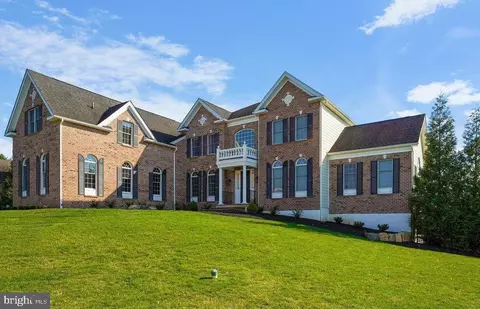 7 Pin Oak Dr, Chadds Ford, PA 19317