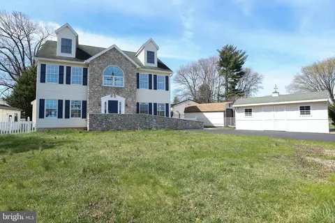 415 Albany Ct, Wallingford, PA 19086